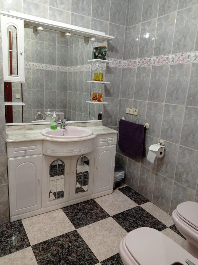 Apartamento Turístico Antigua Universidad Almagro Exterior foto